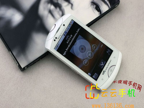 Walkmanܻ ᰮWT18iͼ