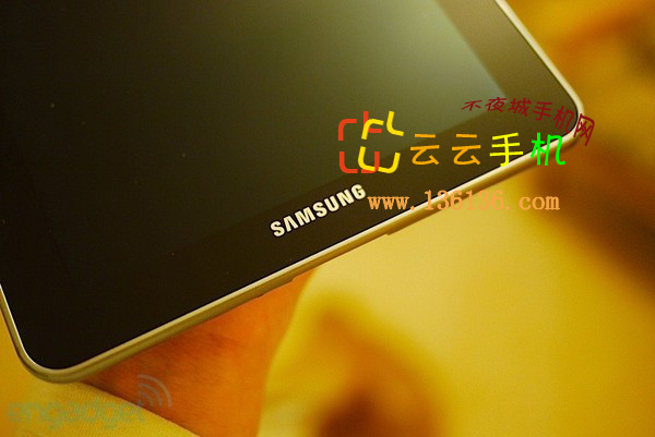 ˫˱Яƽ Galaxy Tab 7.7ͼ