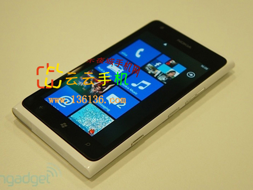 4.3WP7콢 ɫLumia 900ͼ