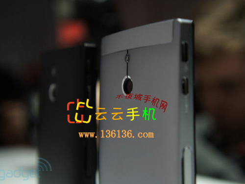 ˫˶» Xperia Uͼ