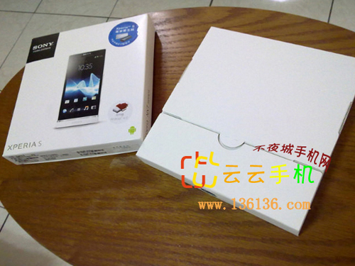 Android콢 Xperia Sͼ