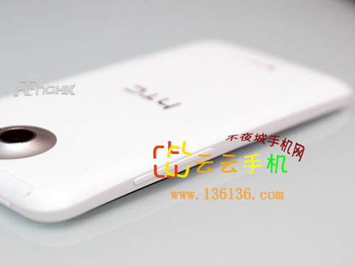 4.7ɫĺ˰׿ǿ HTC One Xͼ