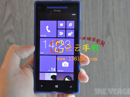 4.3˫ŲWP8 HTC 8Xͼ