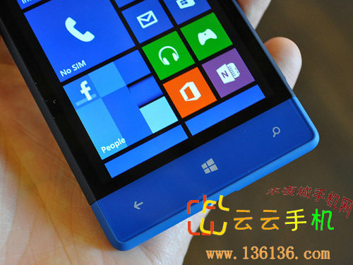 4˫WP8ж˻ ɫHTC 8Sͼ