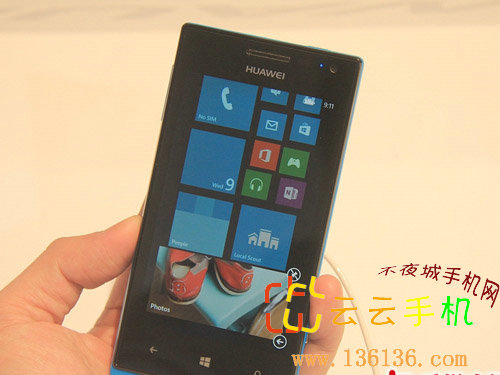 CES2013:˫WP8 ΪAscend W1ͼ