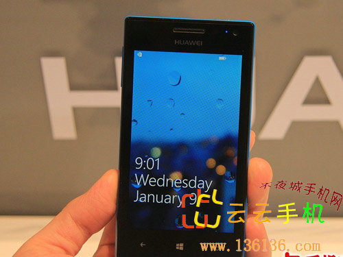 CES2013:˫WP8 ΪAscend W1ͼ