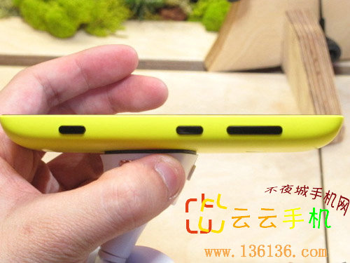 4ʱWP8 ŵLumia 520ͼ