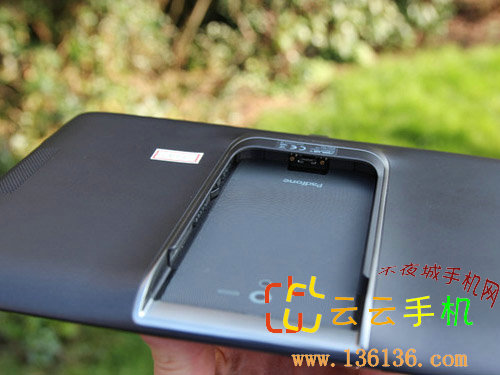 4.7ĺ˺尲׿ ˶PadFone 2ͼ