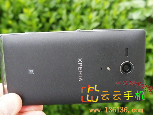 ˫͸ʱл Xperia SPͼ