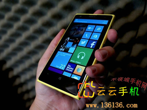 ˫WP8콢 ŵLumia 1020ͼ