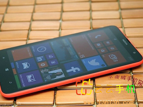 WP8콢 ŵLumia 1320ͼ