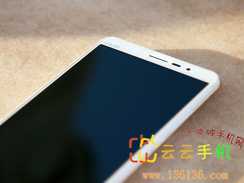 6Ӣĺ˰ɫ vivo Xplay3Sͼ