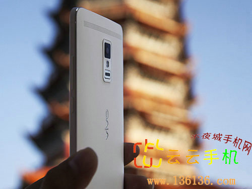 6Ӣĺ˰ɫ vivo Xplay3Sͼ