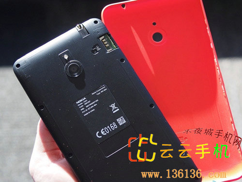 6Ӣ˫ ŵLumia 1320ͼ