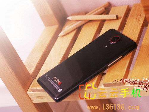 Ӱ800ĺ˳ nubia Z5S